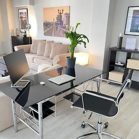 Home2book El Encanto De La Plaza Del Principe Appartamento